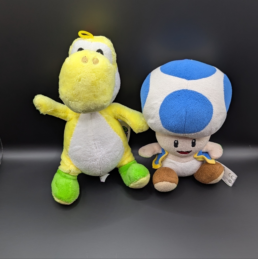Nintendo Super Mario Plush Bundle Toad & Yoshi